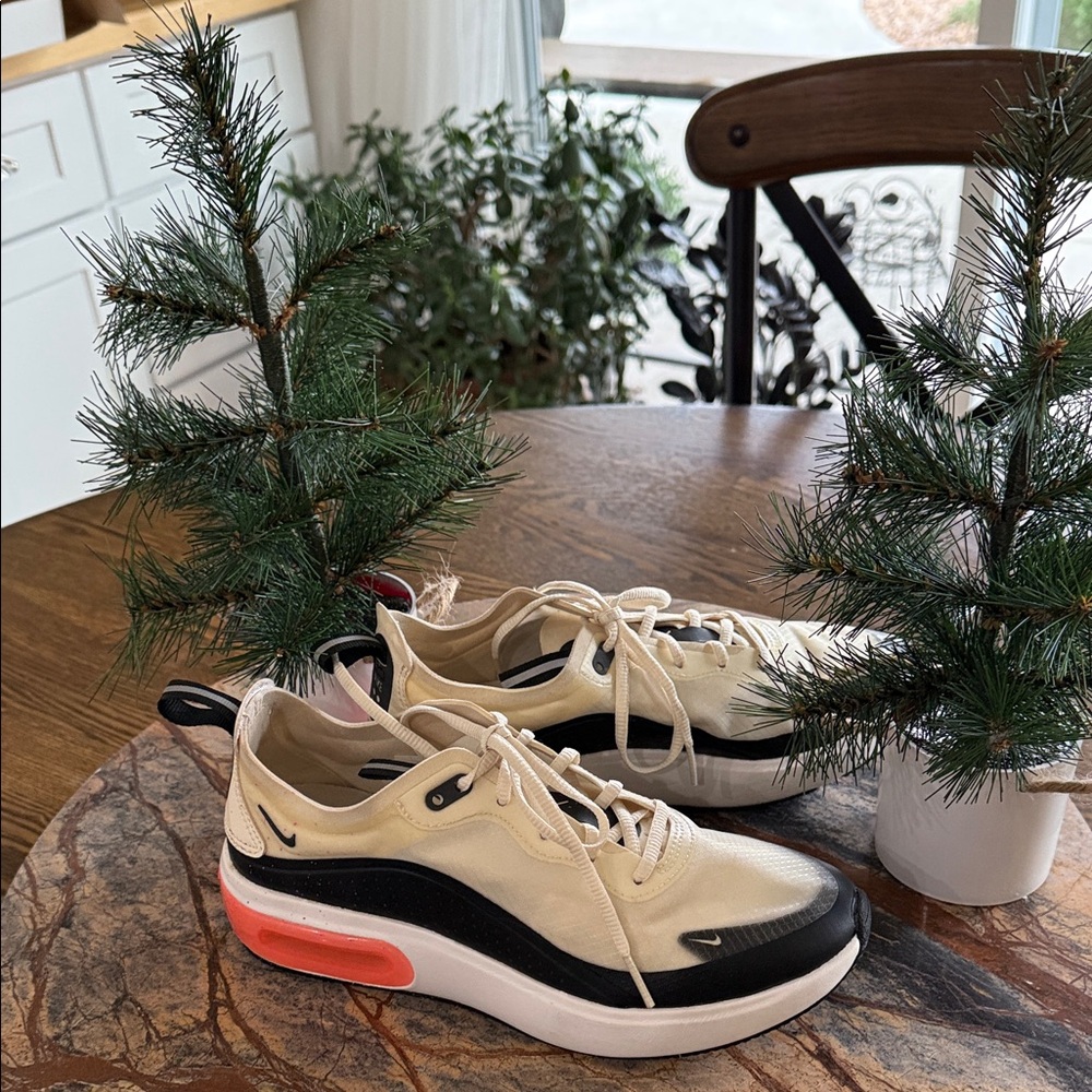 Nike Black and Cream Sneakers with Orange and Nlack Details. Like new.